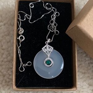 Elegant Silver and Green Pendant Necklace